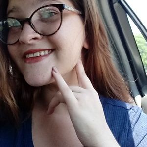 Meet your Posher, Savannah